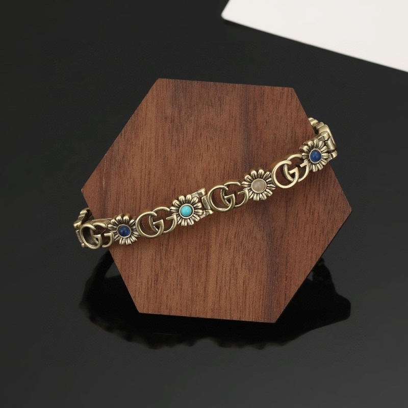 Gvc*1 bracelets